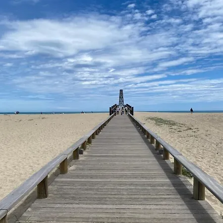 Le Repaire Des Voyageurs * Leucate